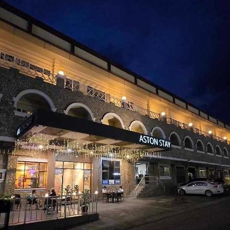 Aston Stay And Villas Mabalacat Exterior photo