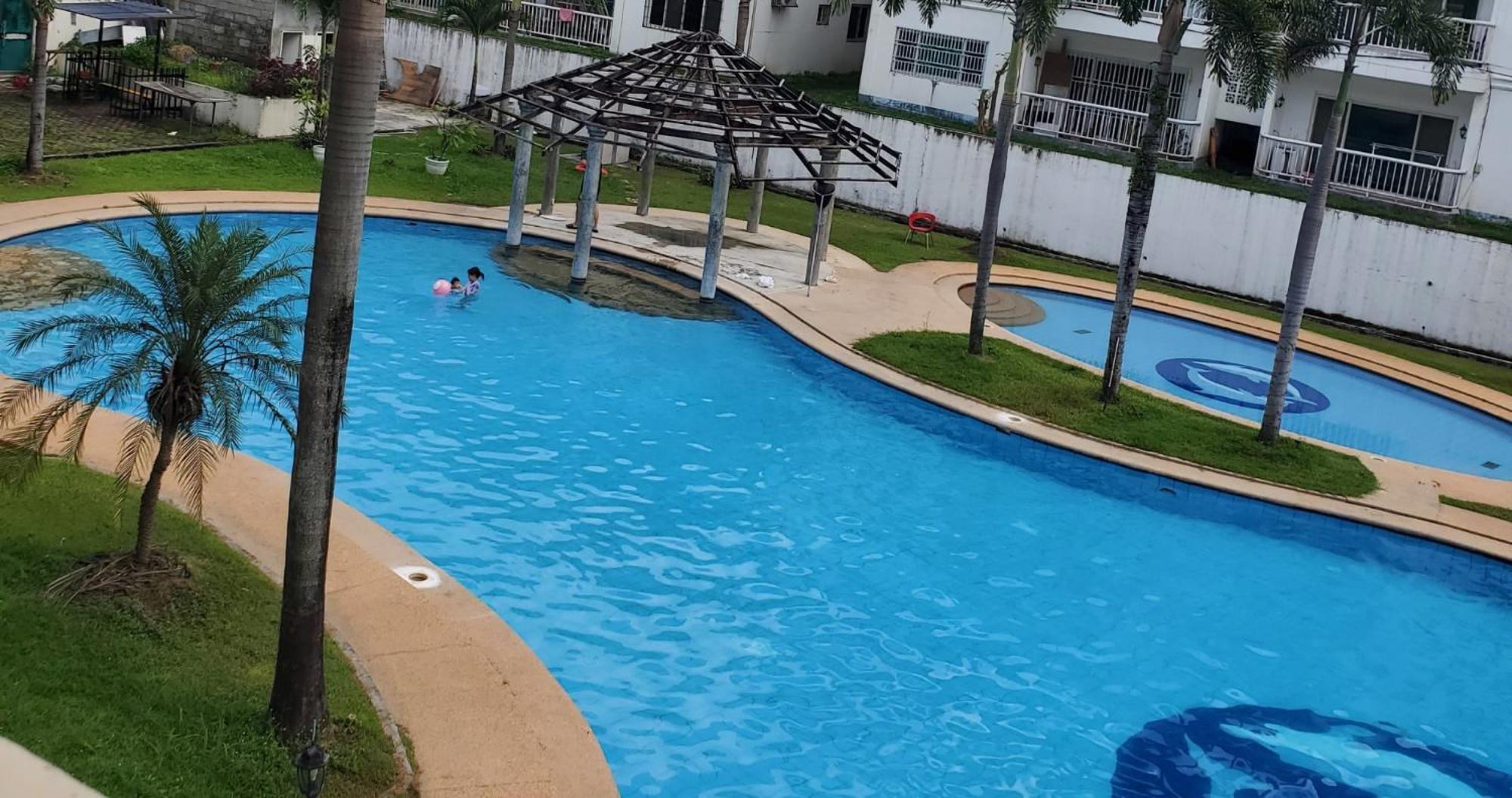 Aston Stay And Villas Mabalacat Exterior photo